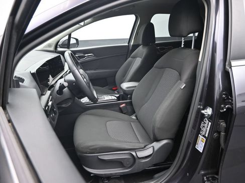 Used 2026 Kia Sportage LX FWD image 19