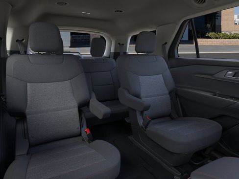New 2026 Ford Explorer Active RWD image 11