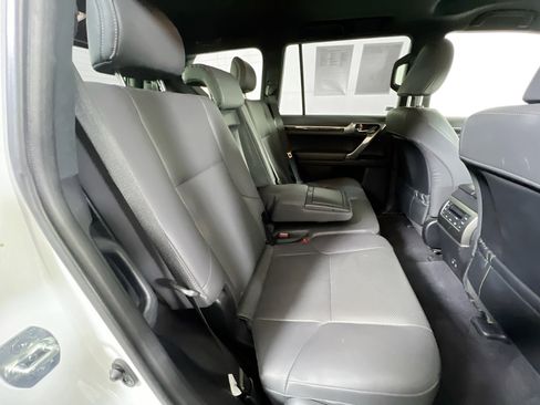 Used 2023 Lexus GX 460 Premium image 28