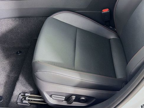 New 2026 Toyota Prius Plug-In Hybrid FWD image 23