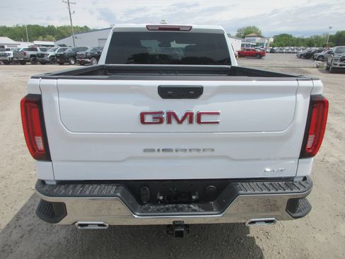 New 2026 GMC Sierra 1500 SLT w/ SLT Premium Package AWD/4WD image 7