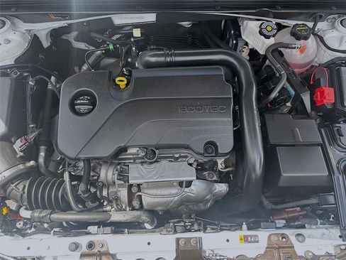 Used 2024 Chevrolet Malibu LT w/ Sport Edition FWD image 29