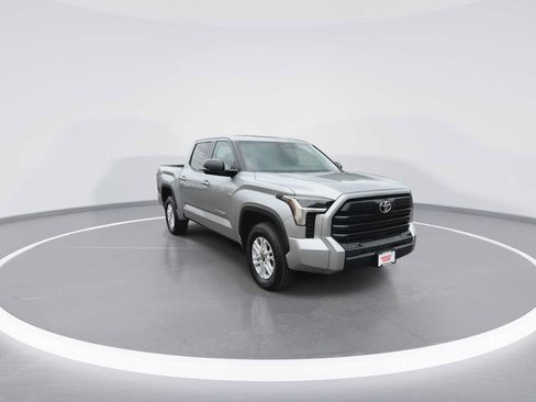 New 2026 Toyota Tundra SR5 AWD/4WD image 2