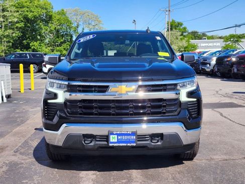 Used 2022 Chevrolet Silverado 1500 LT AWD/4WD image 8