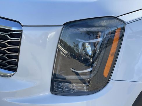 Used 2020 Kia Telluride EX w/ EX Premium Package image 6