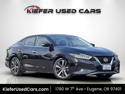 Used 2023 Nissan Maxima SV w/ Floor Mat Group FWD image 1