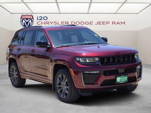 New 2026 Jeep Grand Cherokee Limited AWD/4WD image 1