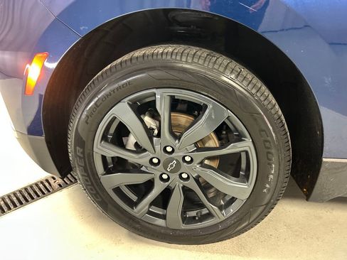 Used 2022 Chevrolet Equinox RS AWD/4WD image 9