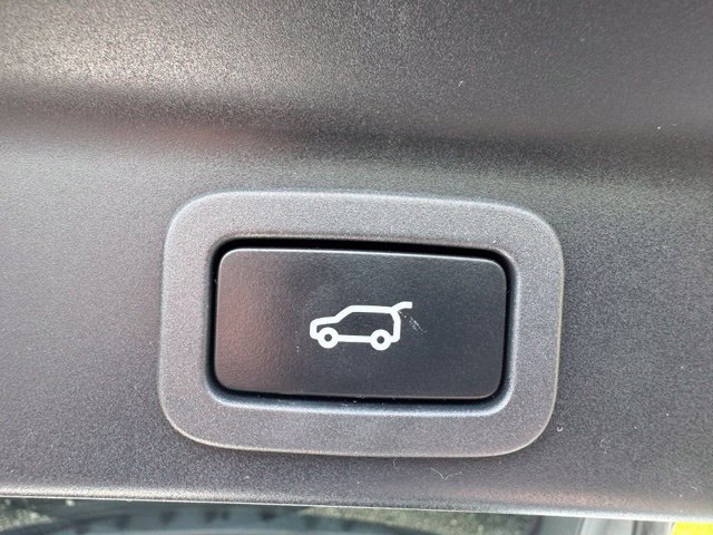 Used 2018 Jaguar F-PACE Prestige AWD/4WD image 14