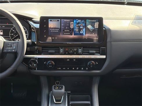 New 2026 Nissan Pathfinder SV image 10