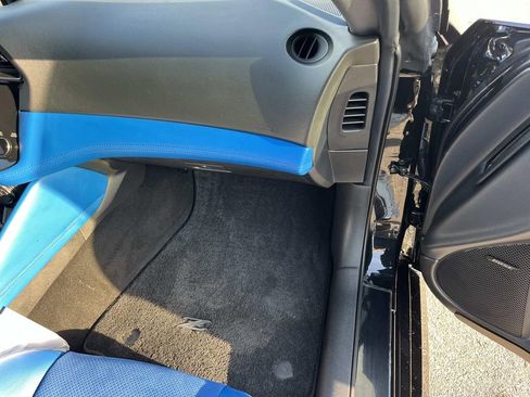 Used 2024 Nissan Z Performance w/ Floor Mat Package RWD image 14