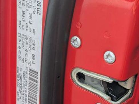 Used 2019 RAM 1500 Classic SLT image 24