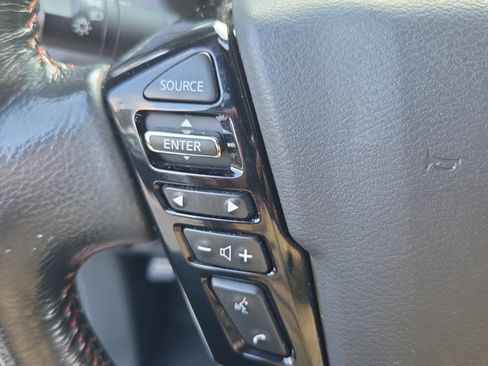 Used 2024 Nissan Frontier Pro-X RWD image 25