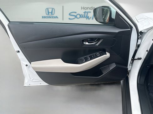 Used 2023 Honda Accord LX image 19