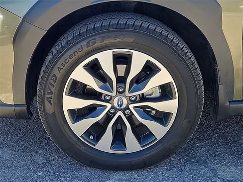 Used 2024 Subaru Outback Touring w/ Popular Package #2 image 5