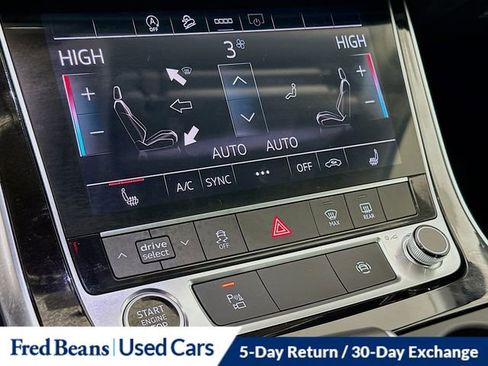 Used 2025 Audi Q7 2.0T Premium w/ Convenience Package image 17