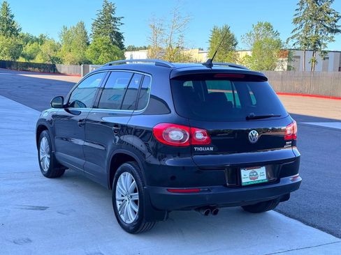 Used 2010 Volkswagen Tiguan S AWD/4WD image 3