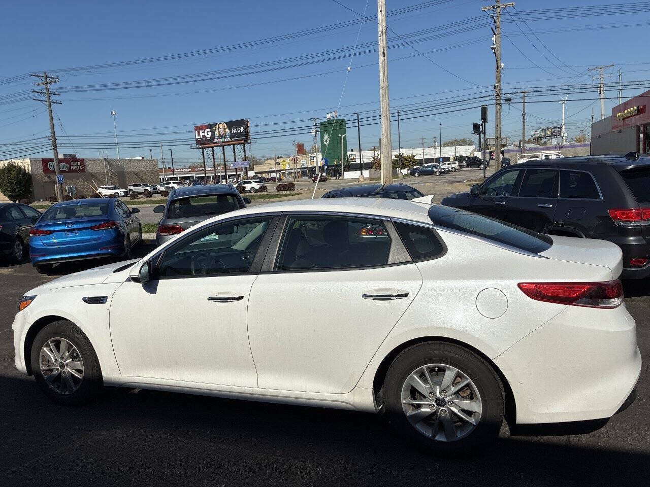 Used 2016 Kia Optima LX FWD image 8