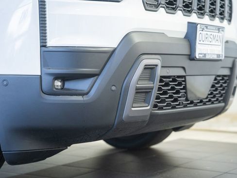 New 2026 Jeep Cherokee Overland w/ Trailer Tow Group AWD/4WD image 15