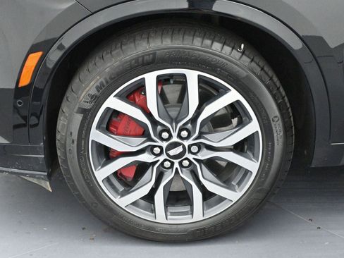 Certified 2024 Cadillac XT6 Sport w/ Platinum Package image 41