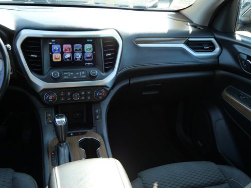 Used 2018 GMC Acadia SLE AWD/4WD image 11