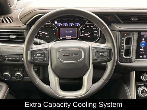 Used 2021 GMC Yukon XL Denali w/ Denali Premium Package RWD image 15