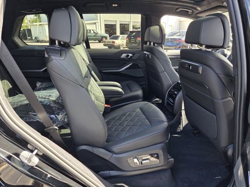 New 2026 BMW X7 xDrive40i image 16