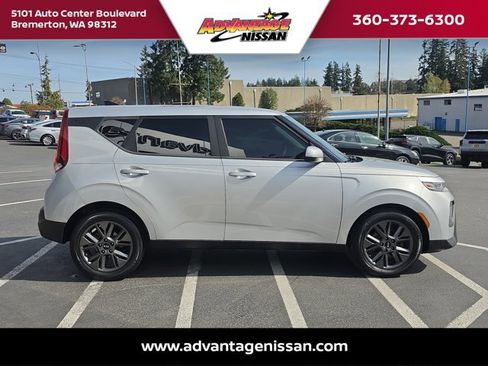 Used 2021 Kia Soul S FWD image 6