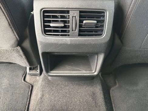 Used 2021 Nissan Rogue S AWD/4WD image 29