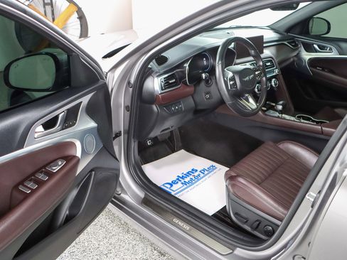 Used 2022 Genesis G70 2.0T w/ Prestige Package image 3