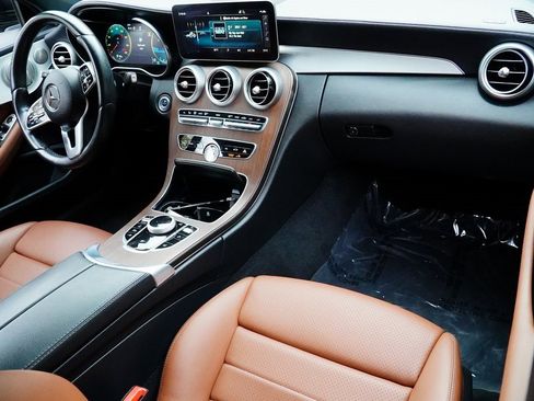 Used 2022 Mercedes-Benz C 300 C 300 w/ AMG Line image 10