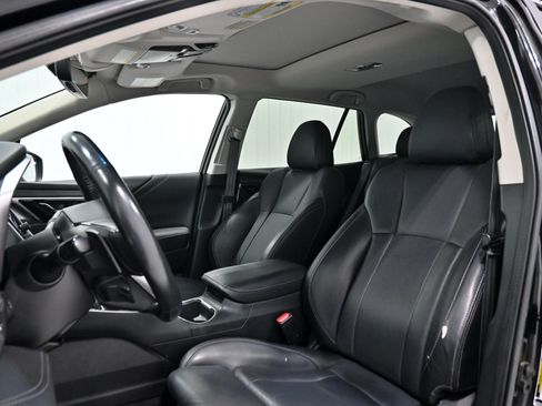 Used 2021 Subaru Outback Limited XT AWD/4WD image 6