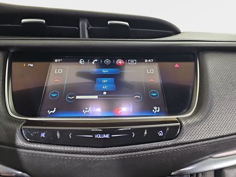 Used 2017 Cadillac XT5 Luxury w/ Driver Awareness Package AWD/4WD image 24