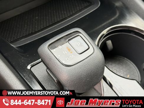 Used 2021 Nissan Rogue S image 20