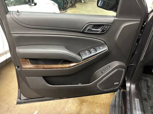 Used 2017 Chevrolet Tahoe LT image 11