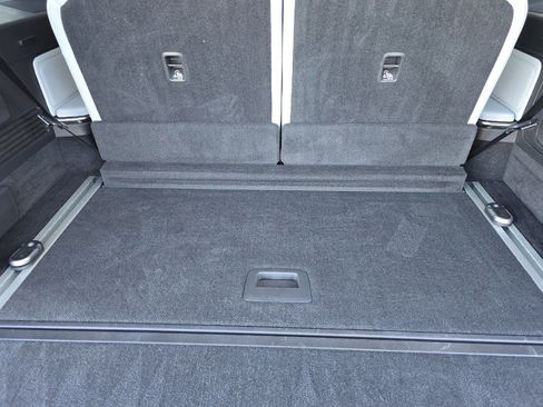 Used 2023 Rivian R1S Adventure image 16