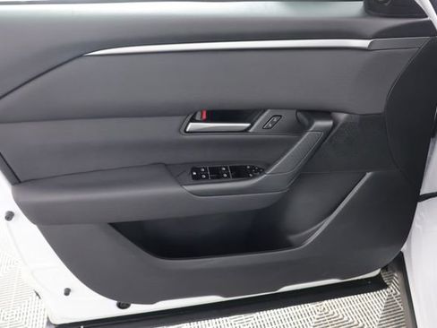 Used 2025 MAZDA CX-50 AWD 2.5 S w/ Preferred Package image 25