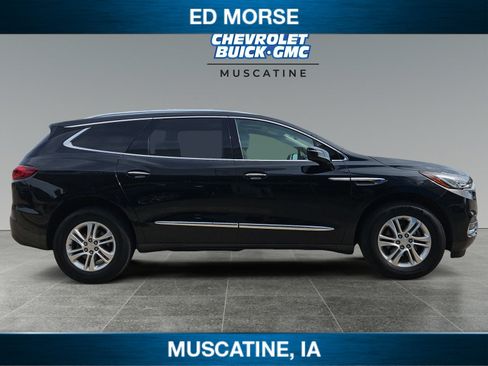Used 2020 Buick Enclave Essence w/ Sound and Sites Package AWD/4WD image 6