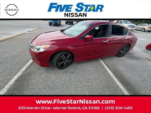 Used 2017 Honda Accord Sport image 21