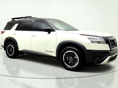 Used 2024 Nissan Pathfinder Rock Creek AWD/4WD image 3