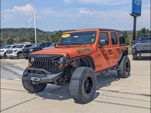 Used 2018 Jeep Wrangler Unlimited Sport S AWD/4WD image 1