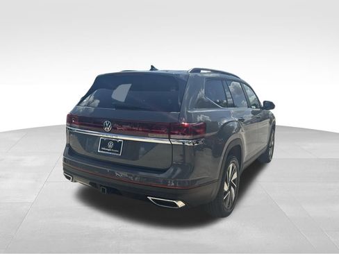 New 2026 Volkswagen Atlas SE FWD image 5