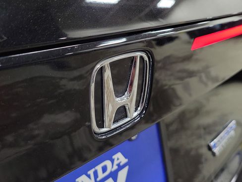 Used 2023 Honda Accord Touring image 7