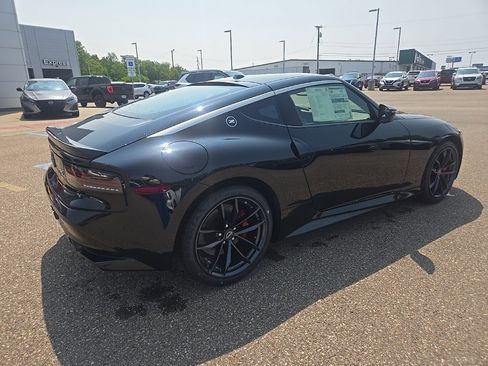New 2025 Nissan Z Performance w/ Floor Mat Package image 7