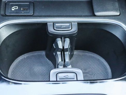 Used 2021 Mercedes-Benz GLA 250 4MATIC image 31