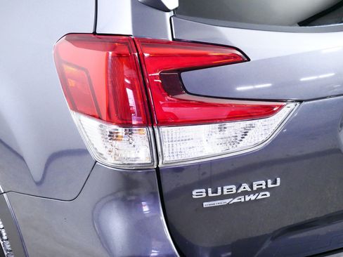 Used 2020 Subaru Forester Limited w/ Popular Package #3 AWD/4WD image 17