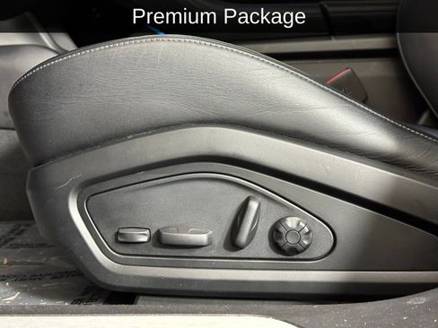 Used 2024 Porsche Taycan 4S w/ Premium Package image 6