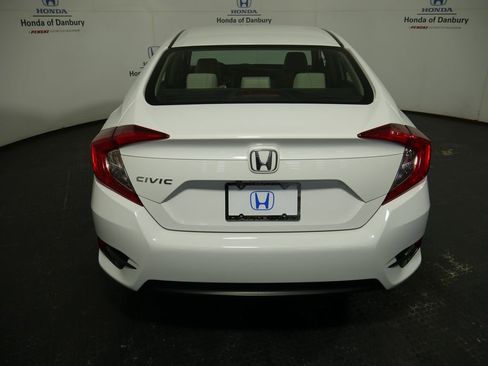 Used 2018 Honda Civic LX image 5