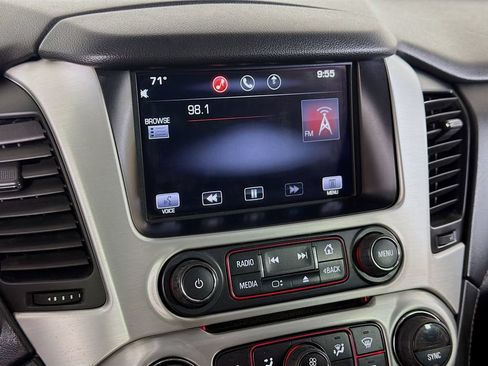 Used 2015 GMC Yukon XL SLT w/ Open Road Package AWD/4WD image 16