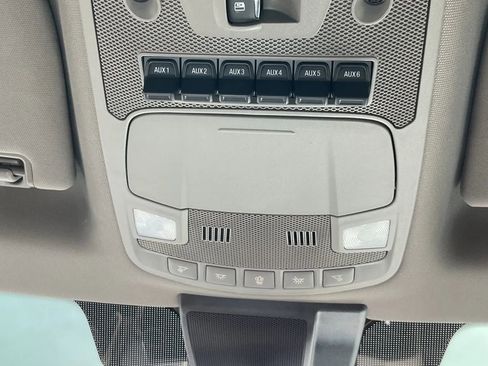 Used 2020 Ford F250 Lariat w/ Lariat Value Package image 40